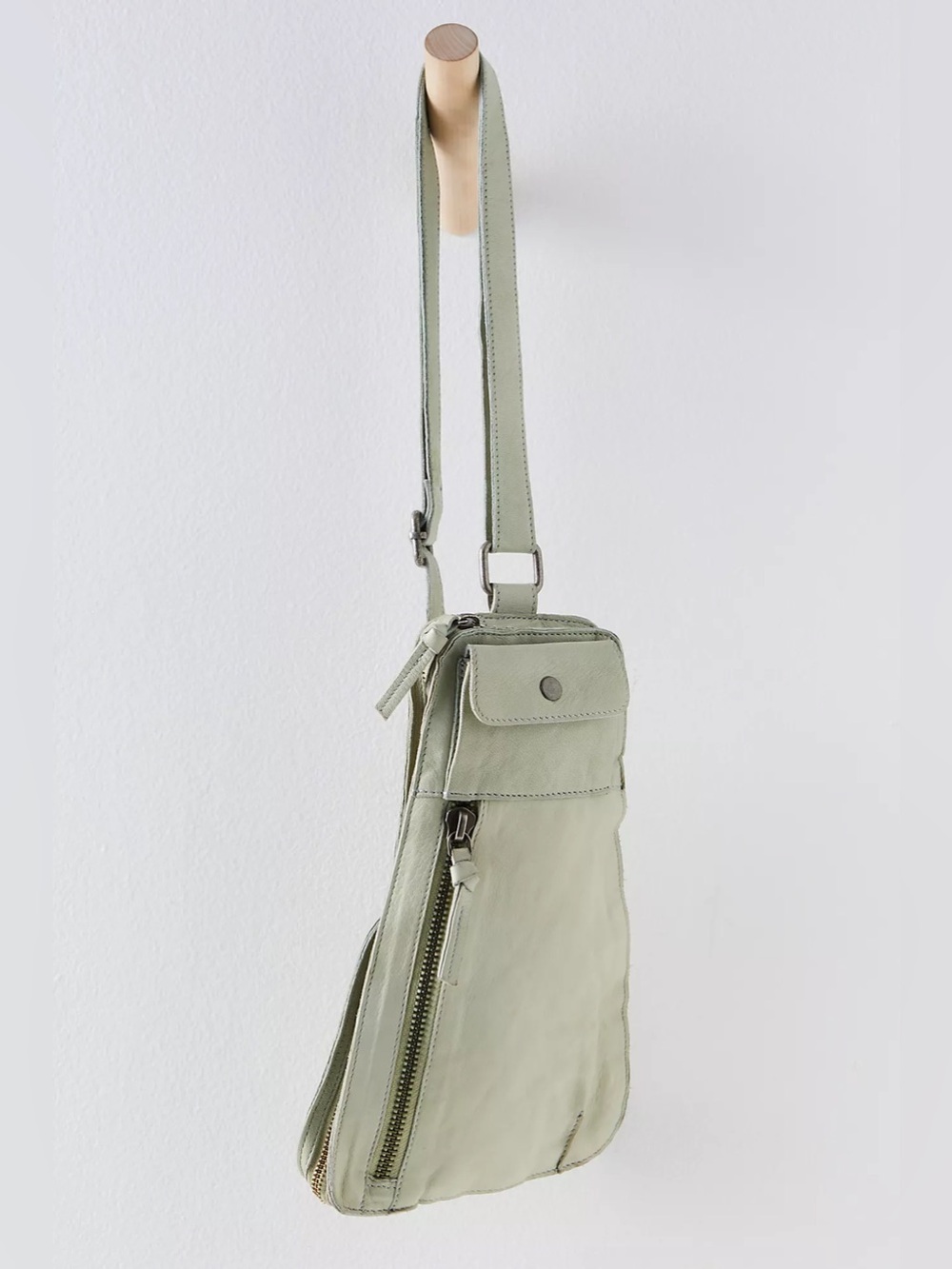 RARE Free People Jagger Leather Sling Bag Seafoam Crossbody Boho New With Tag - Picture 6 of 10